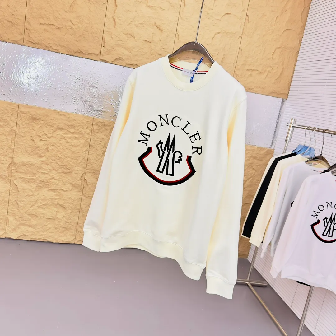 ： 🤳𝐌𝐎𝐍𝐂𝐋𝐄𝐑 ：☑️ 440 👕 ：☑️ 1*1 。🔜 。 ：☑️ 3D ，🇧🇫 1：1 。 ， ， ！🇲🇩 ！ Size：☑️S 〰️M 〰️L 〰️XL 〰️XXL